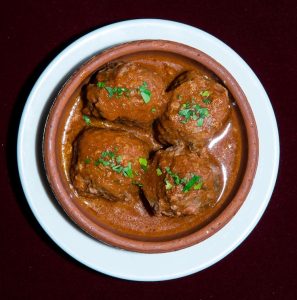 Albondigas Al Ajillo